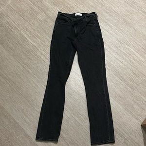 Abercrombie 90’s slim straight ultra high rise